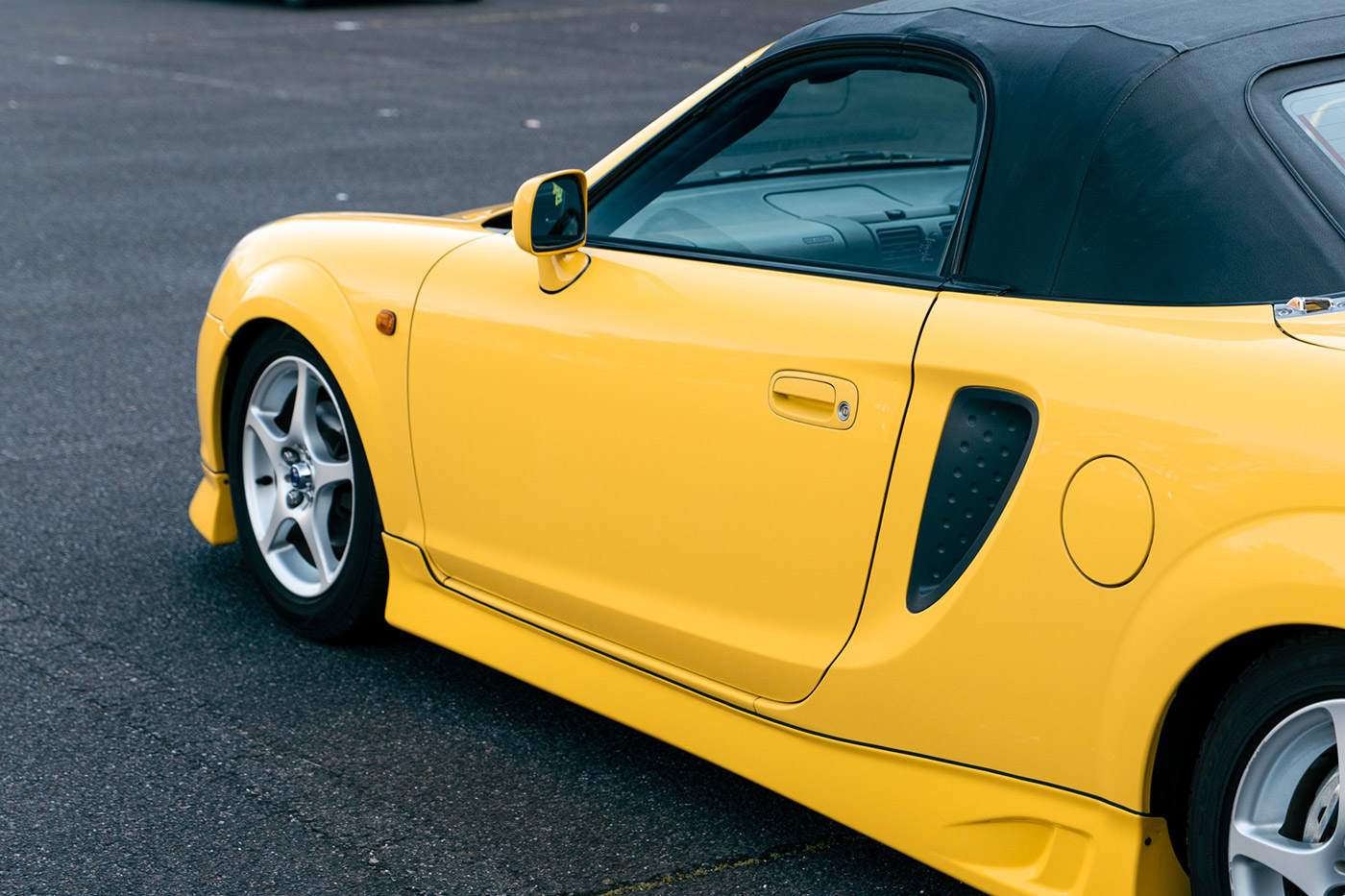 TOYOTA-MR-S00029