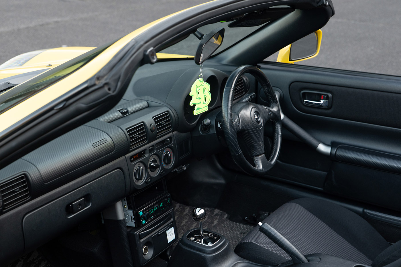 TOYOTA-MR-S00040