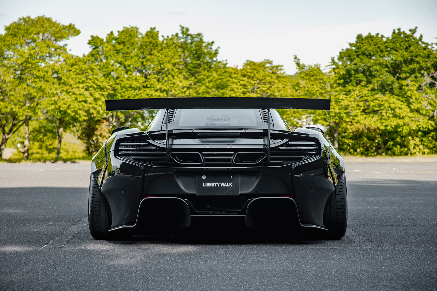 LB-WORKS-Mclaren-MP4-12c00049