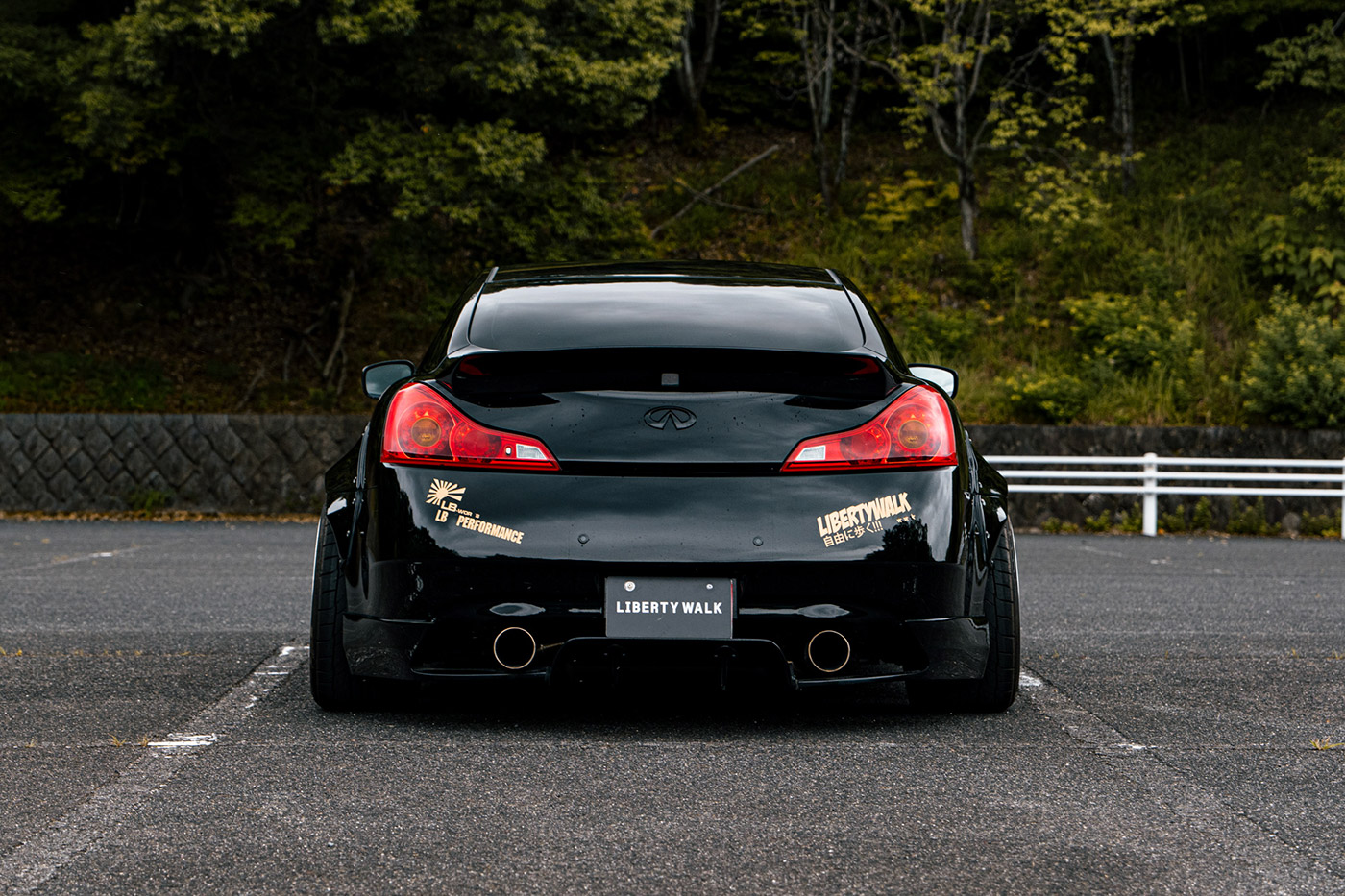 LB-WORKS-NISSAN-V36-SKYLINE00008