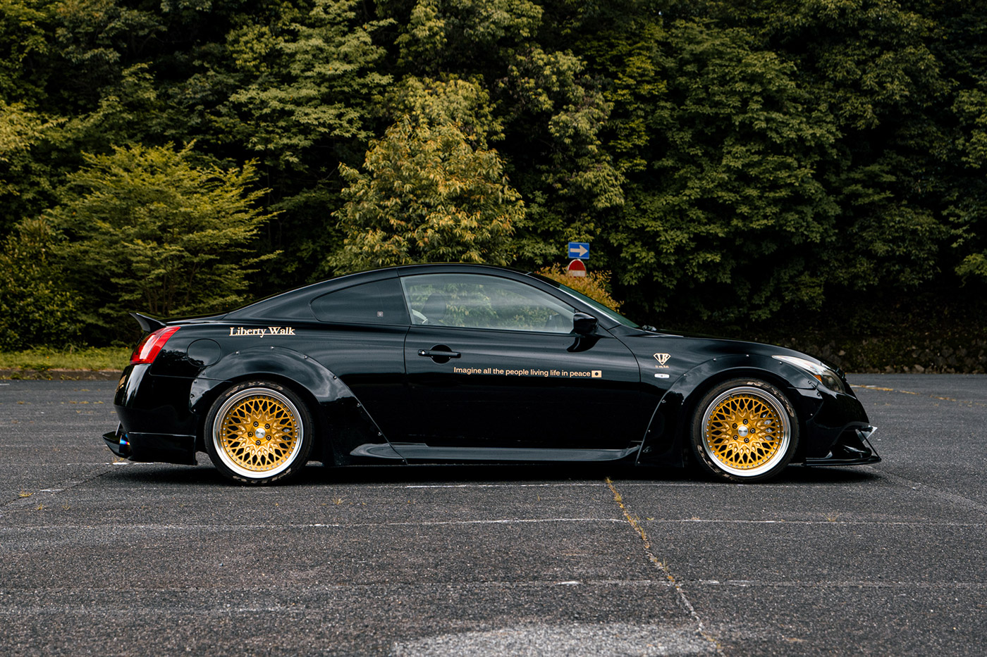 LB-WORKS-NISSAN-V36-SKYLINE00010