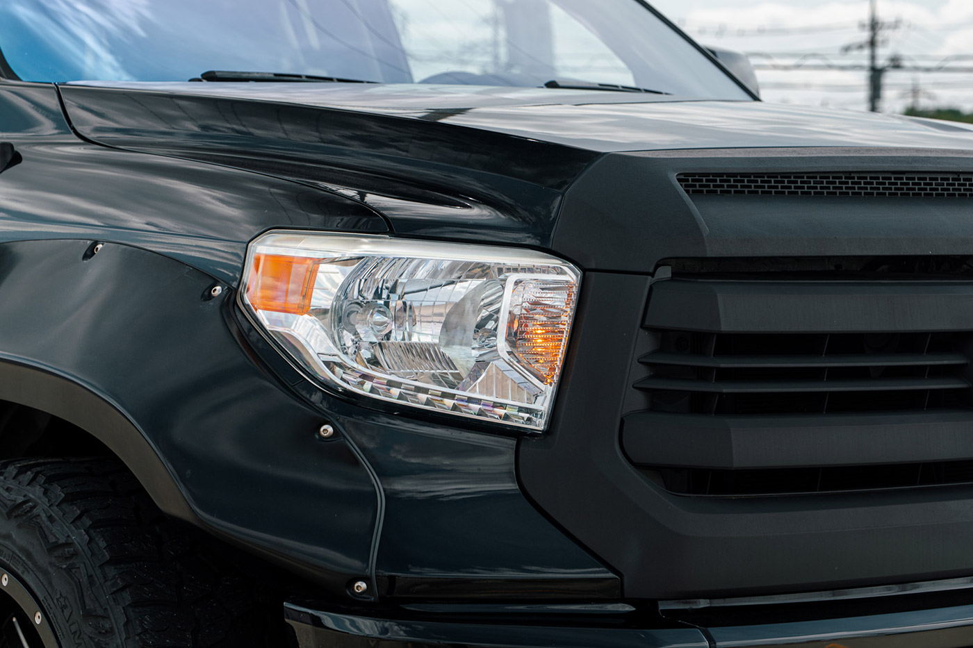 TOYOTA-TUNDRA00012