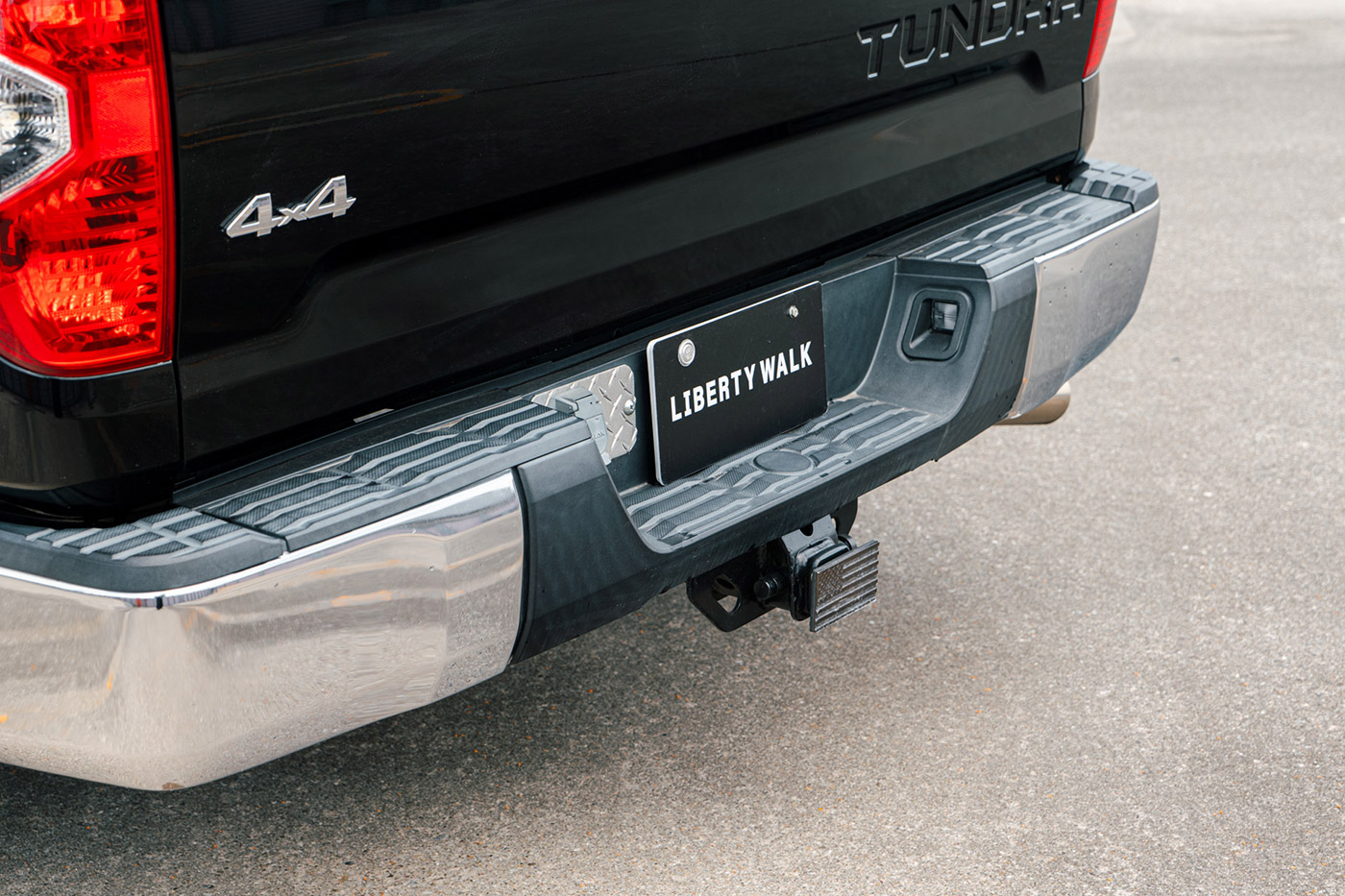 TOYOTA-TUNDRA00028