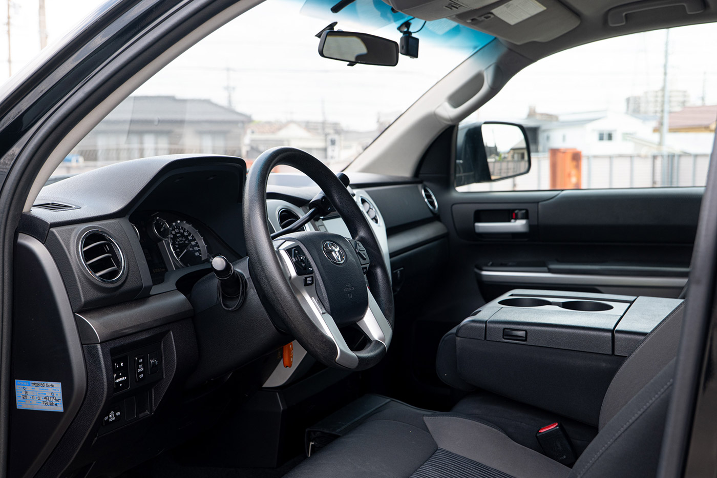 TOYOTA-TUNDRA00039