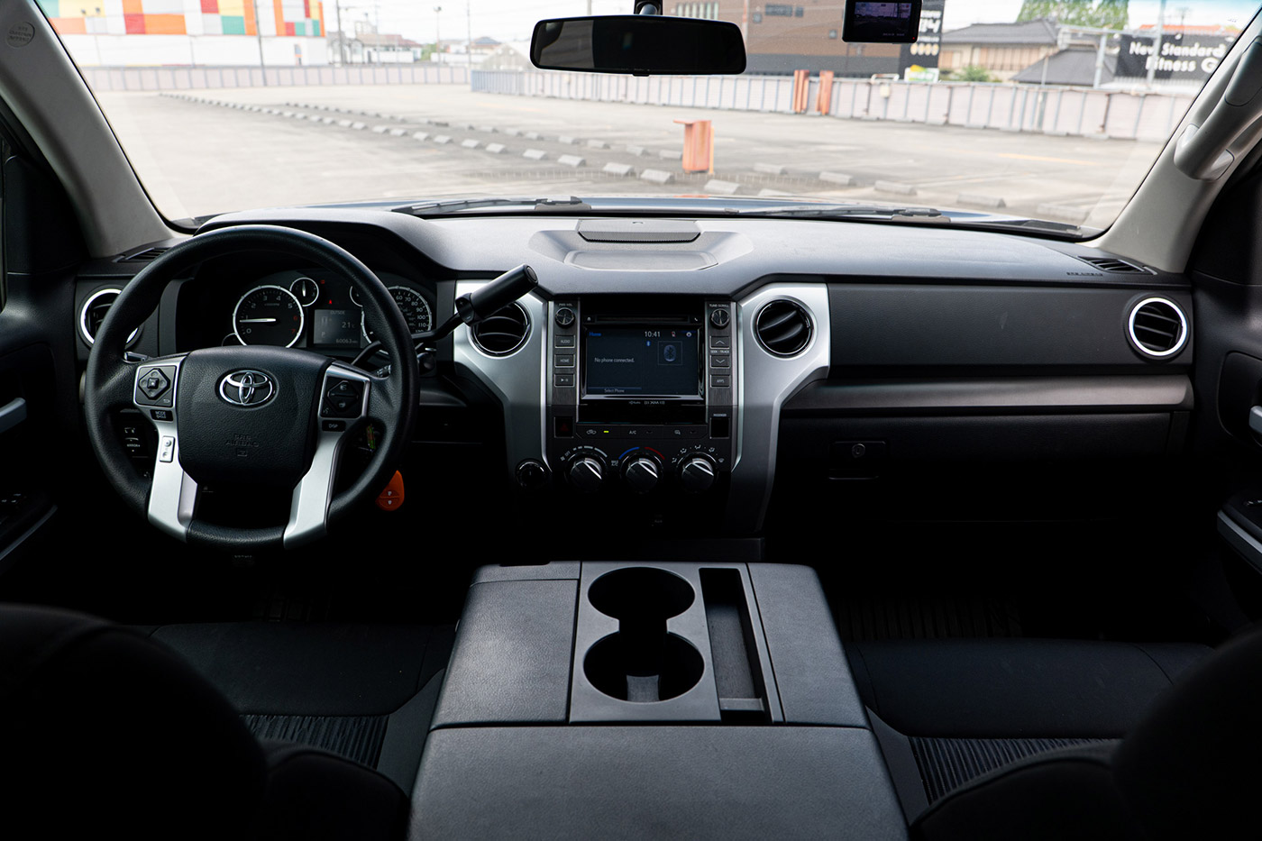 TOYOTA-TUNDRA00043
