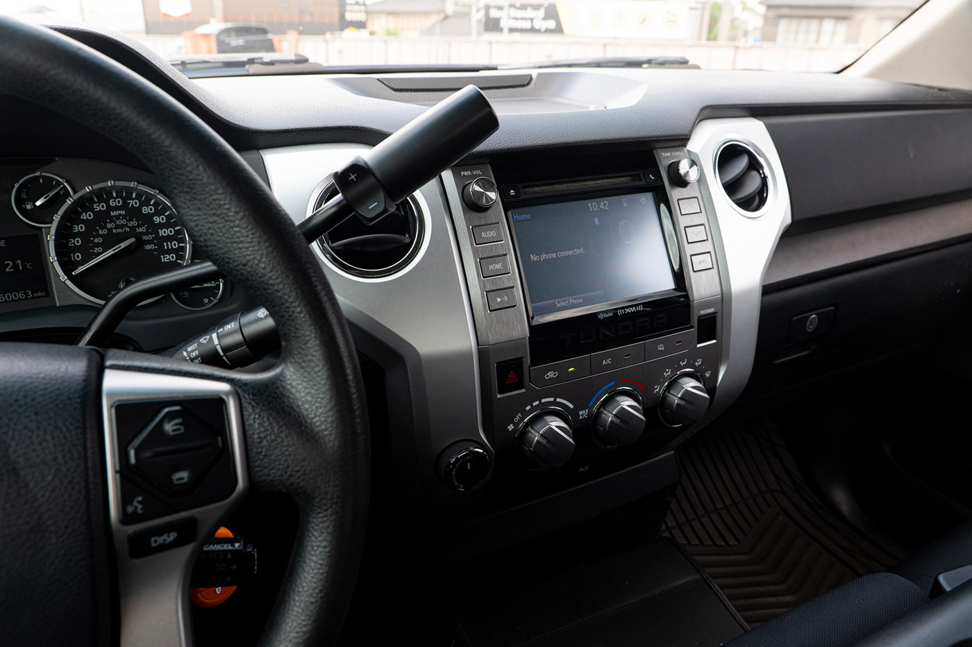 TOYOTA-TUNDRA00055