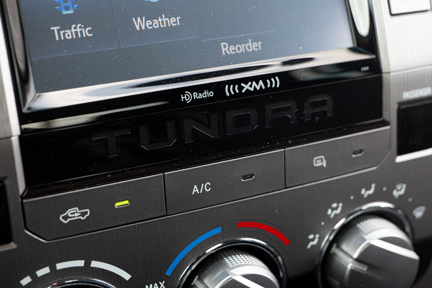 TOYOTA-TUNDRA00058