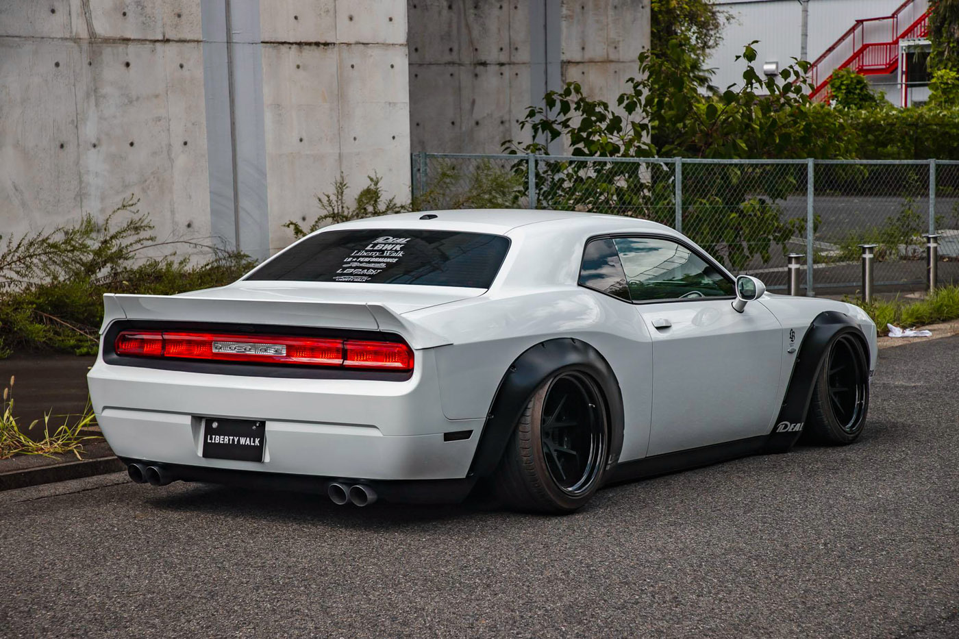 LB-WORKS DODGE challenger00007