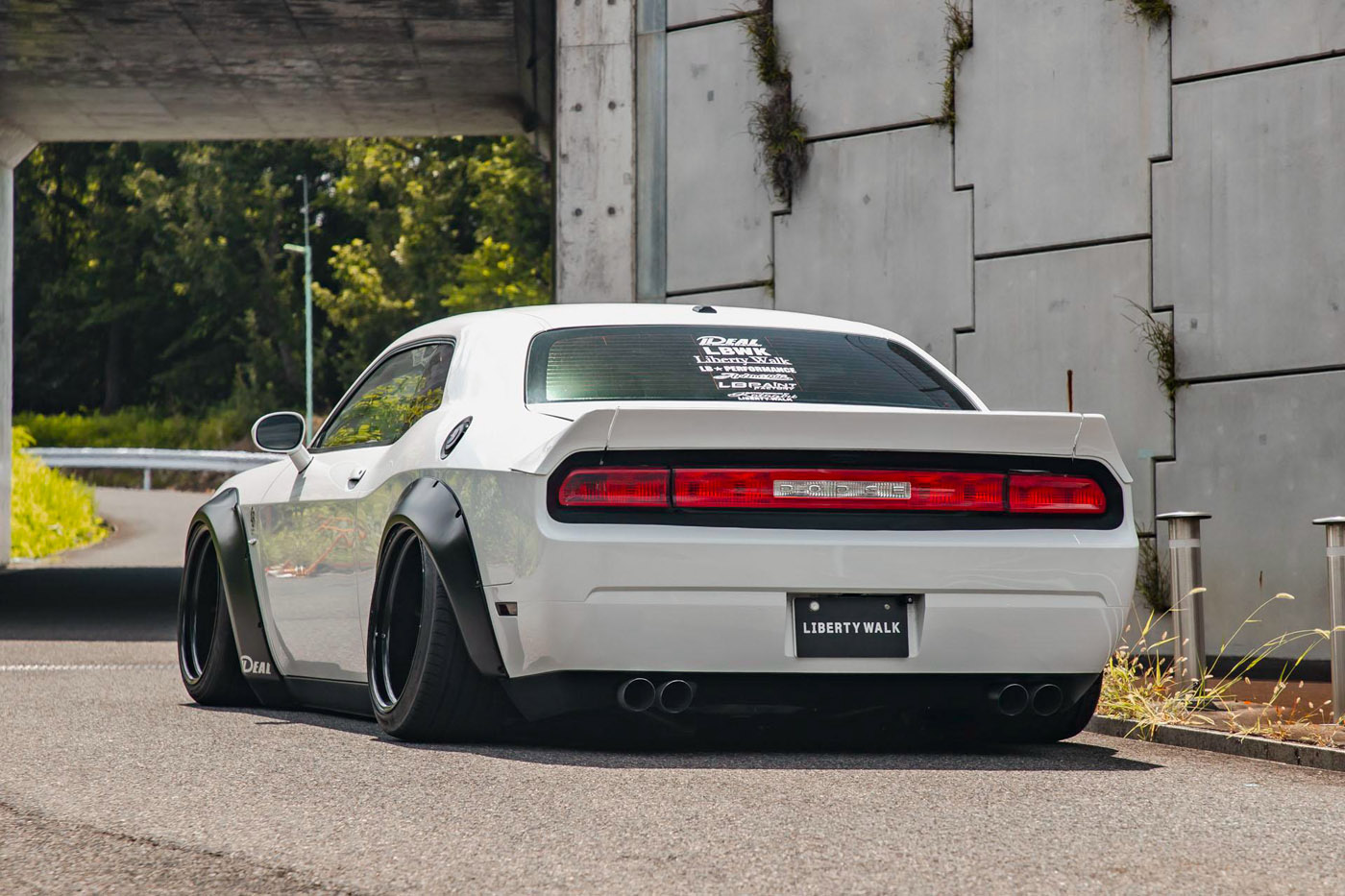 LB-WORKS DODGE challenger00009