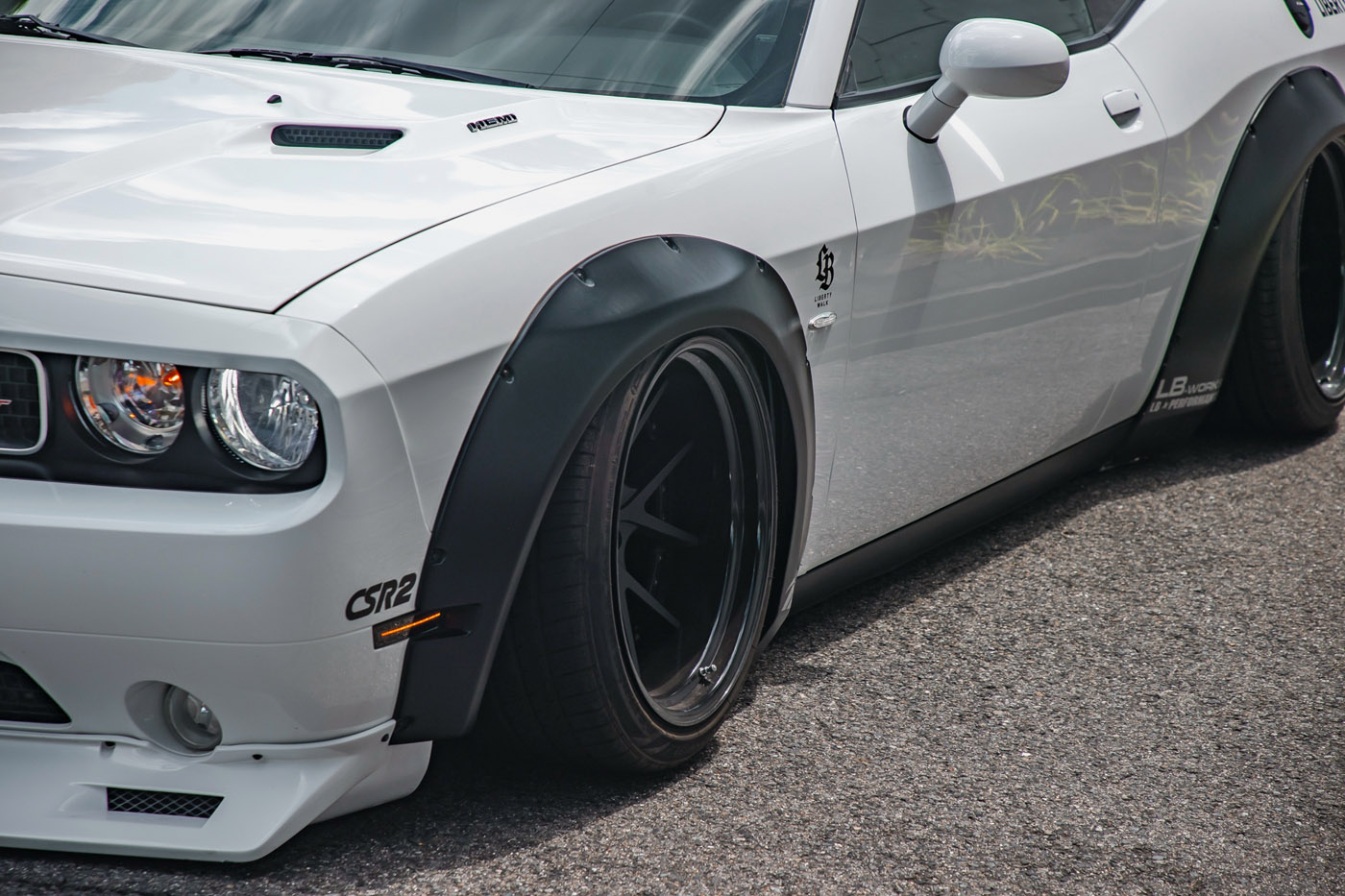 LB-WORKS DODGE challenger00012