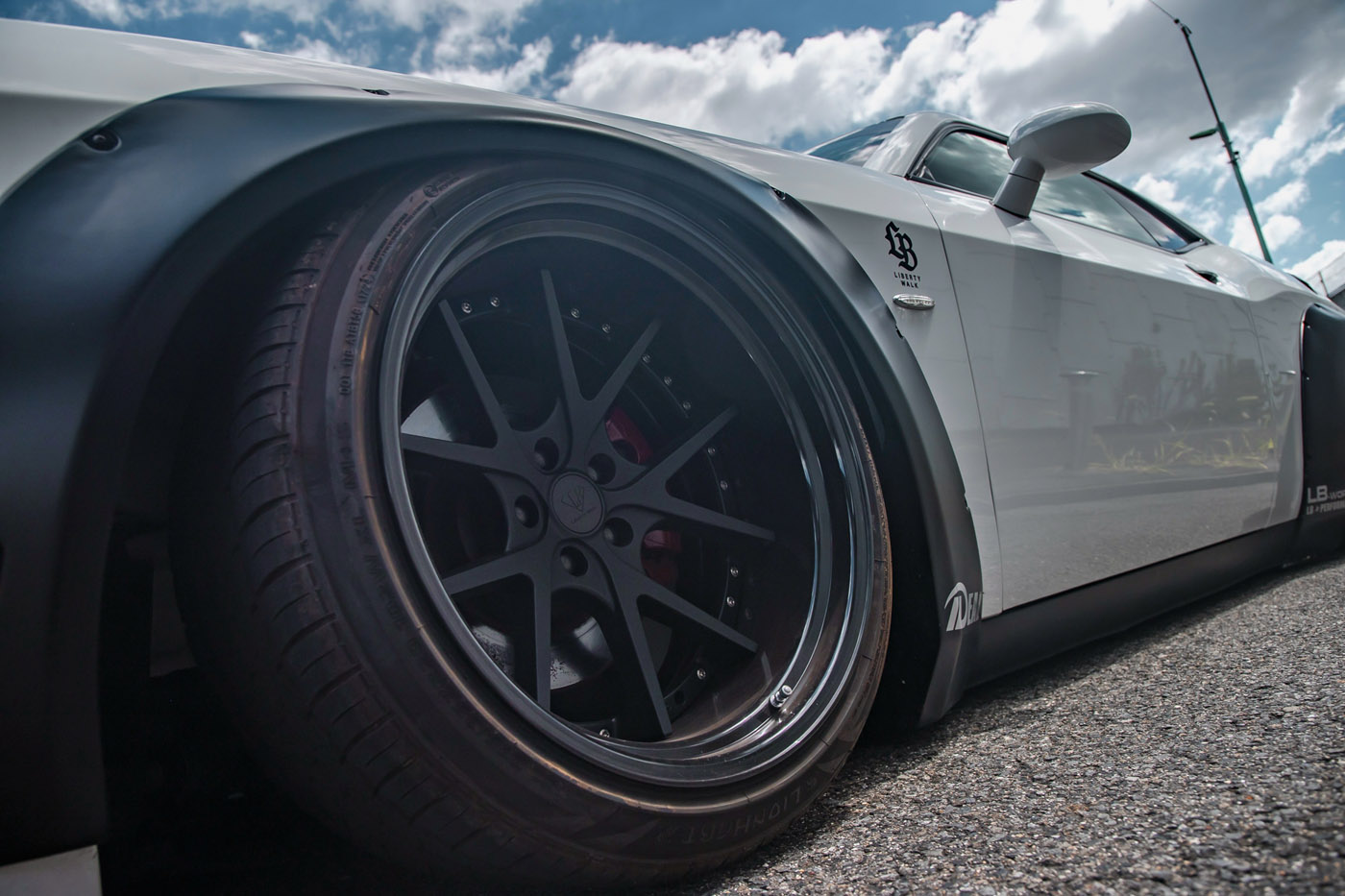 LB-WORKS DODGE challenger00016