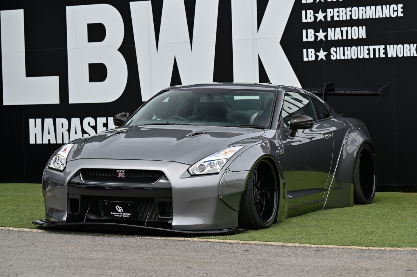 LB-WORKS NISSAN R35 GT-R type 100001