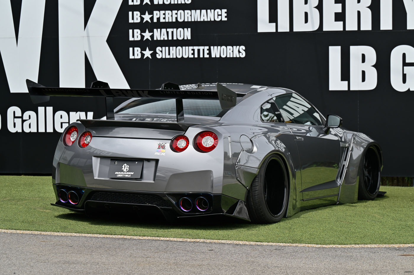 LB-WORKS NISSAN R35 GT-R type 100007