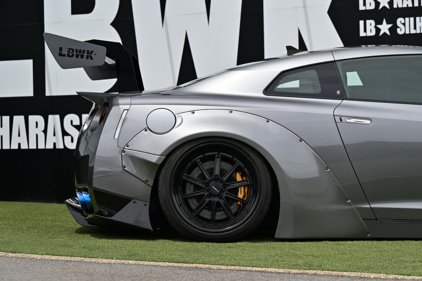 LB-WORKS NISSAN R35 GT-R type 100018