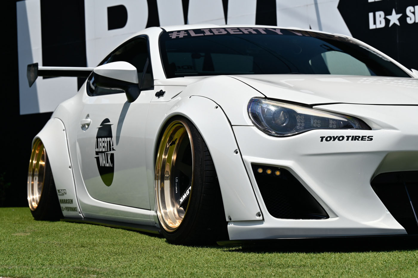 LB-WORKS TOYOTA 8600051