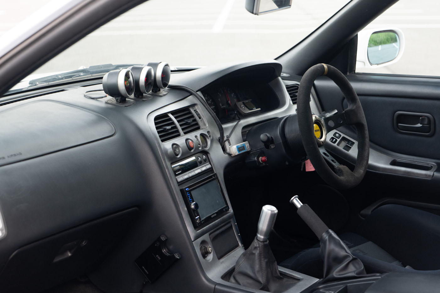 NISSAN ECR33 SKYLINE00030