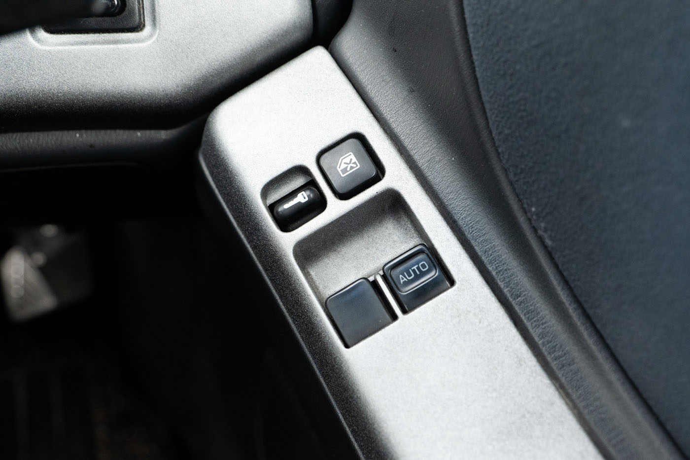 NISSAN ECR33 SKYLINE00045