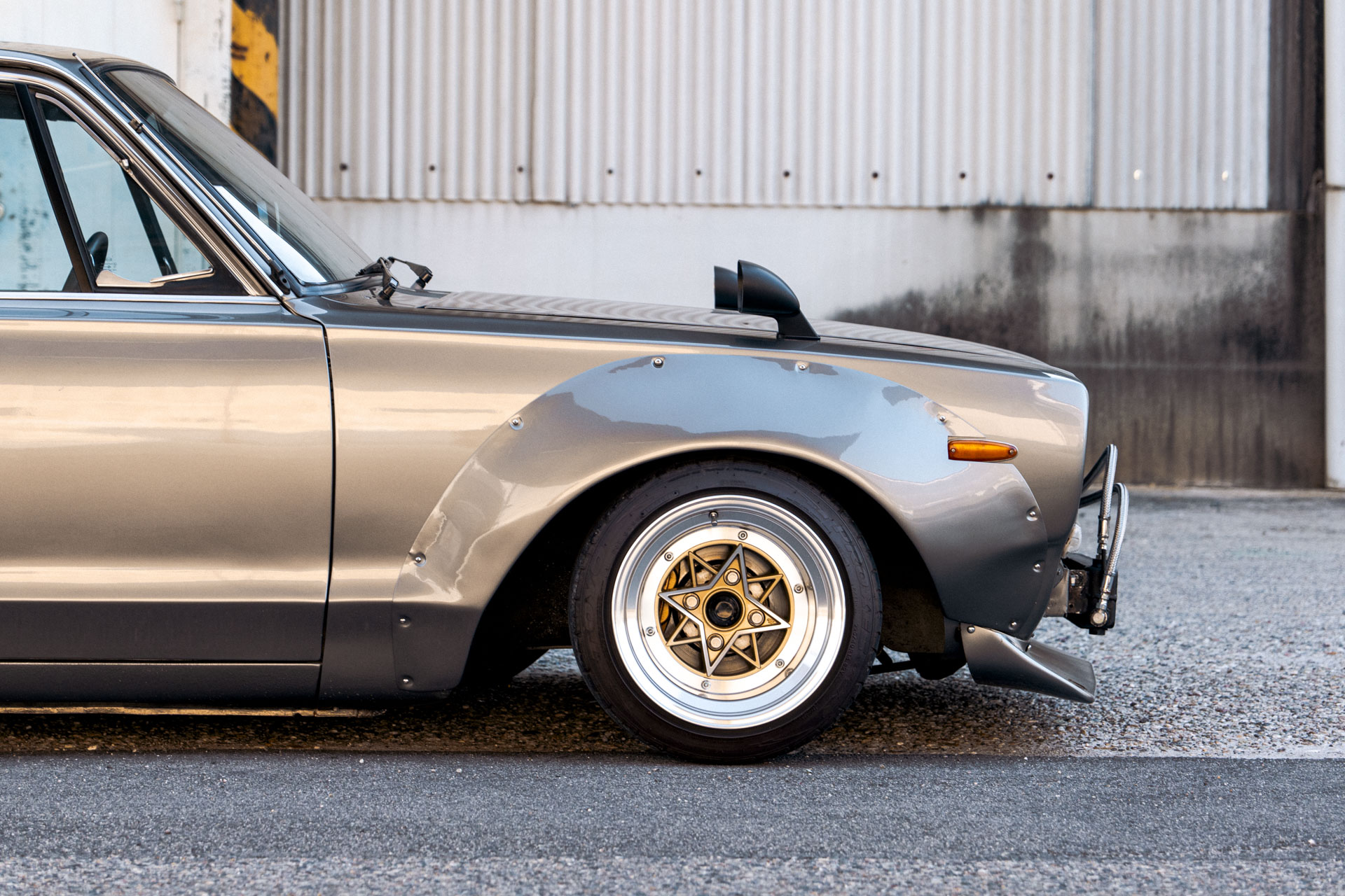 NISSAN GC10 SKYLINE00049
