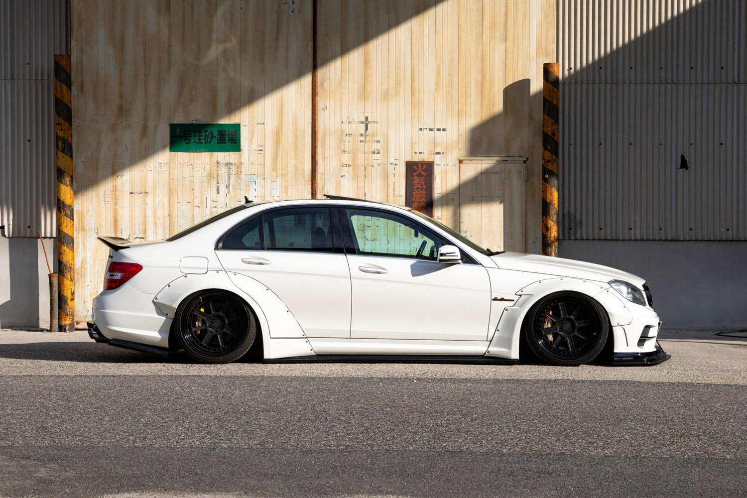 LB-WORKS Mercedes-Benz C63 W204 (Sedan)00005