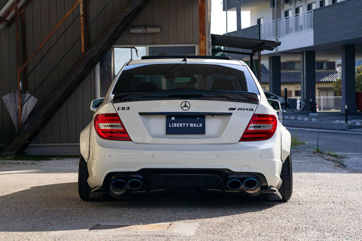 LB-WORKS Mercedes-Benz C63 W204 (Sedan)00007