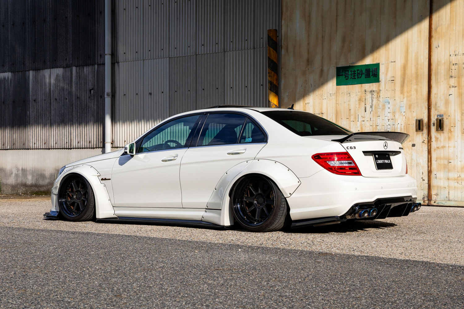 LB-WORKS Mercedes-Benz C63 W204 (Sedan)00008