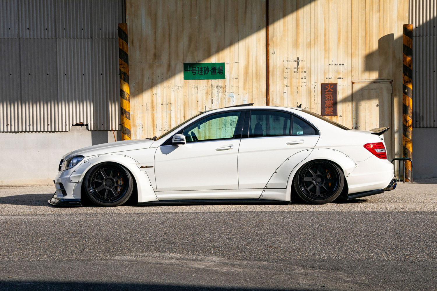 LB-WORKS Mercedes-Benz C63 W204 (Sedan)00009