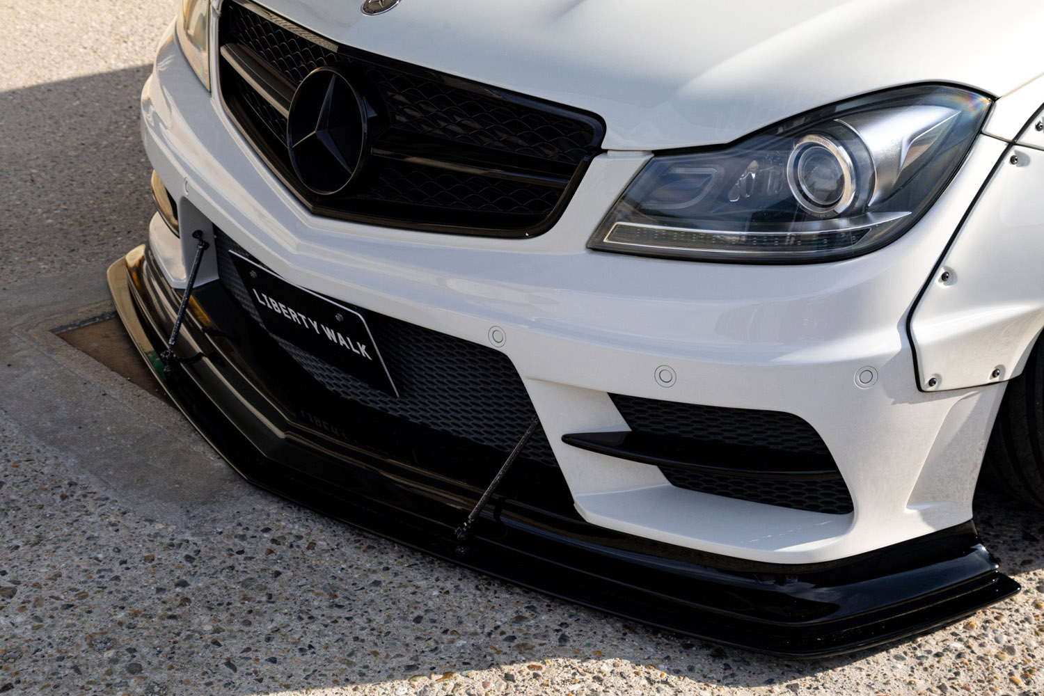 LB-WORKS Mercedes-Benz C63 W204 (Sedan)00012