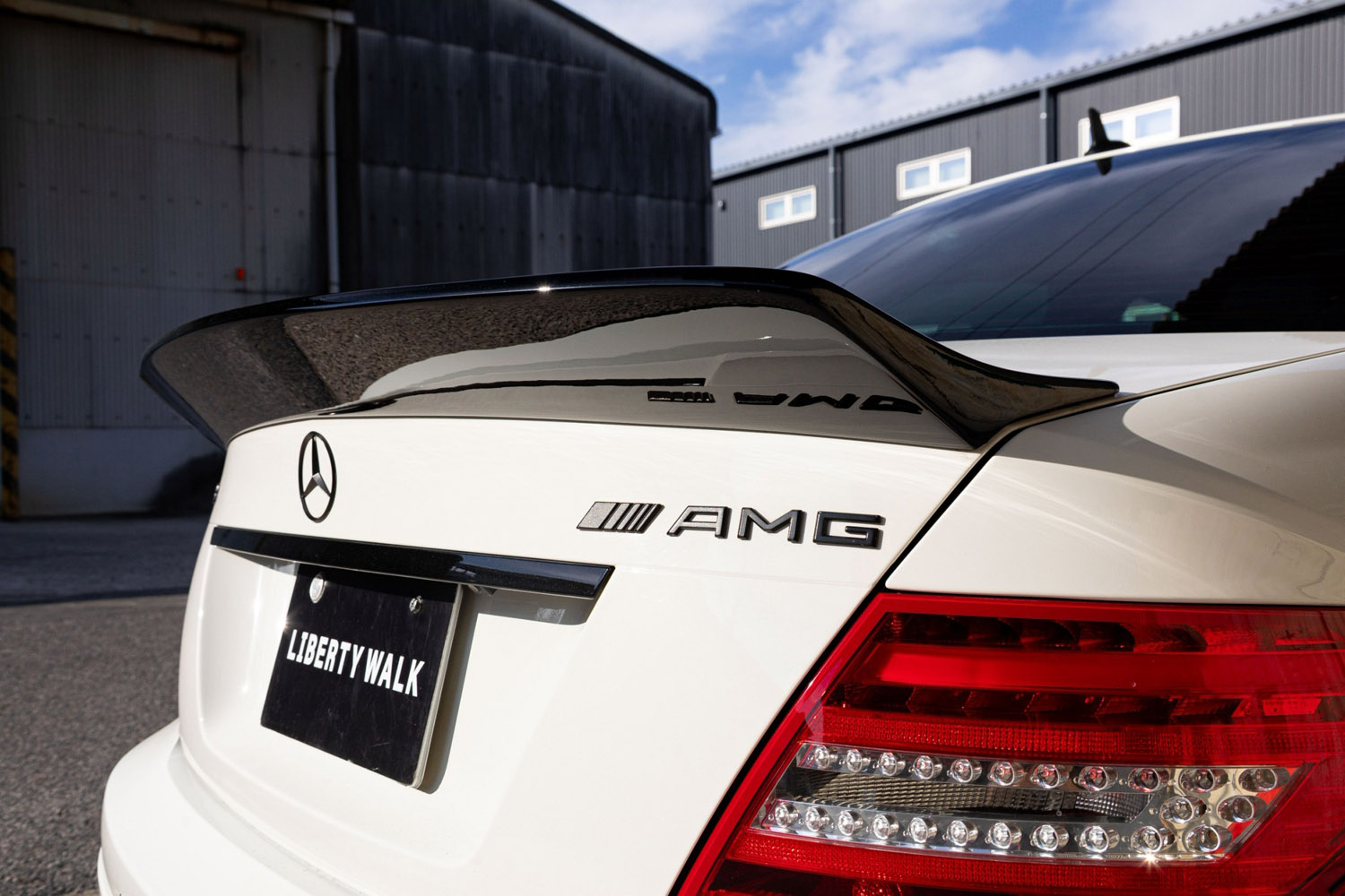 LB-WORKS Mercedes-Benz C63 W204 (Sedan)00024