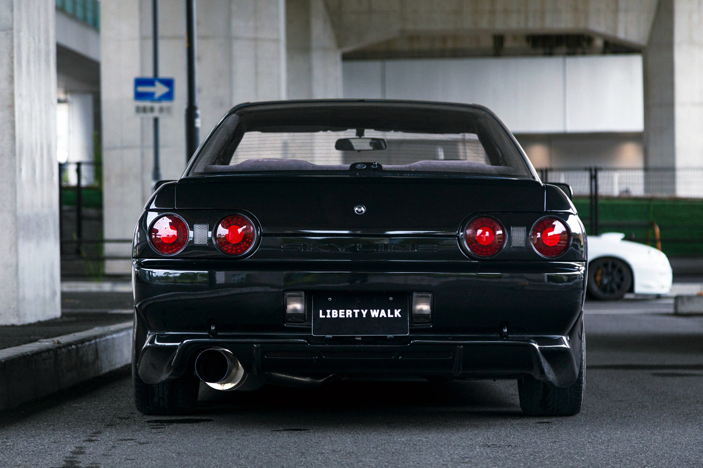 NISSAN SKYLINE HCR3200010