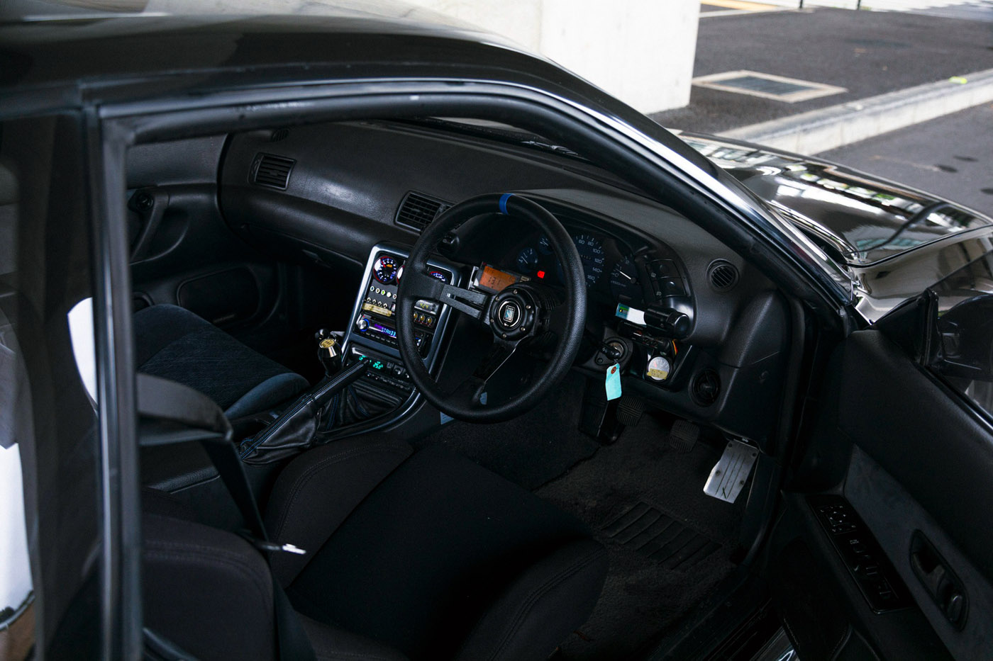 NISSAN SKYLINE HCR3200033