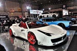 041-07-14autosalon_1400