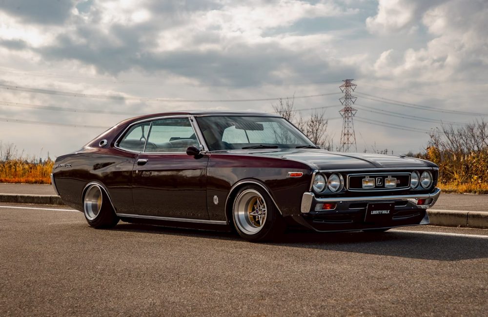 Nissan-Laurel-SGX00054