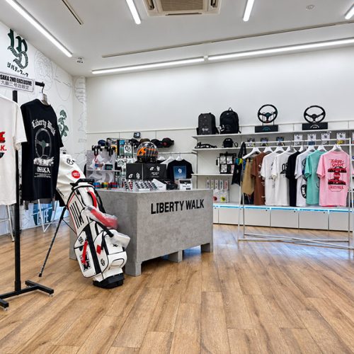 リバティーウォーク大阪店の店内-2